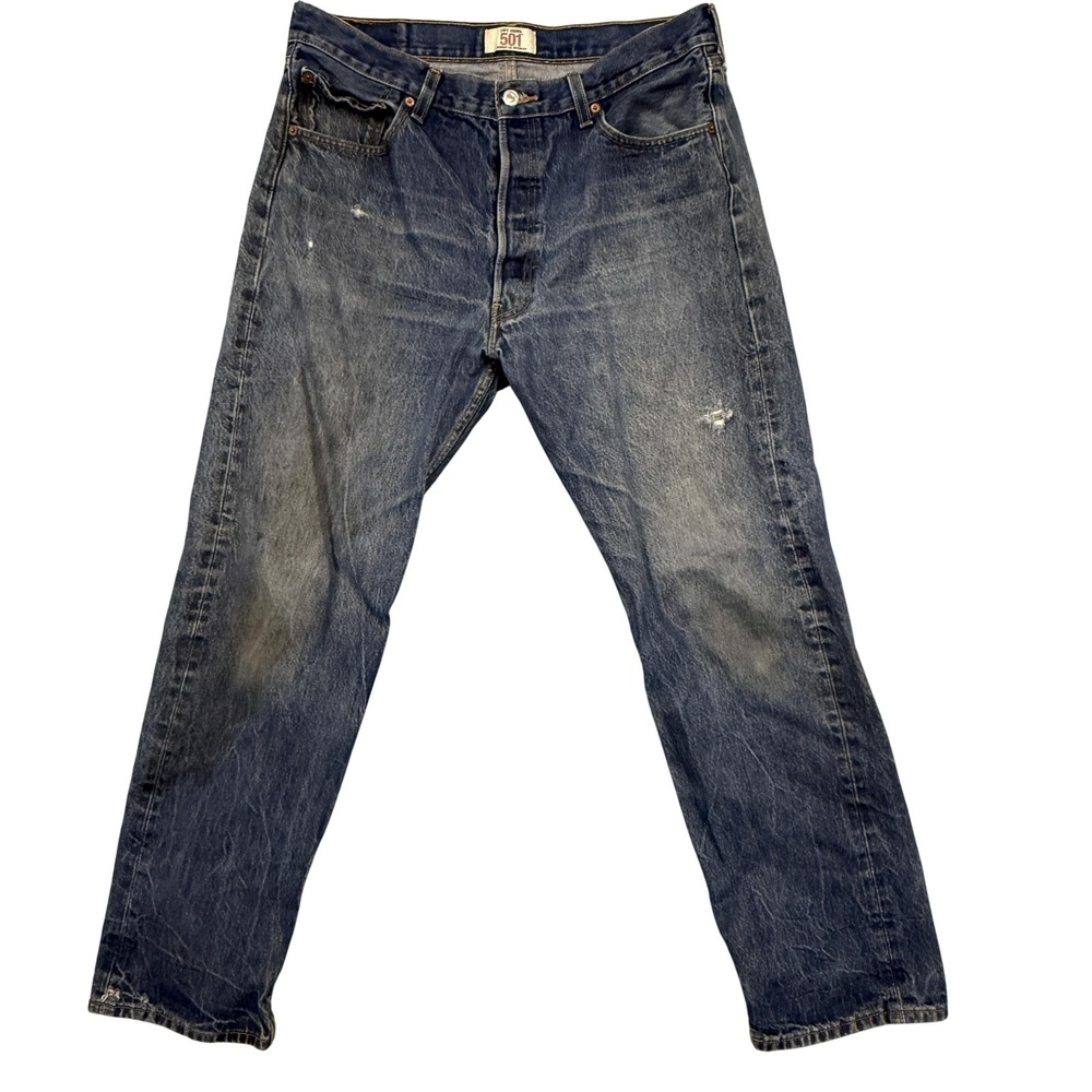 Levis 501 Jeans Mens 35x30 Blue Medium Wash Straight Leg Button Fly‎ Distressed